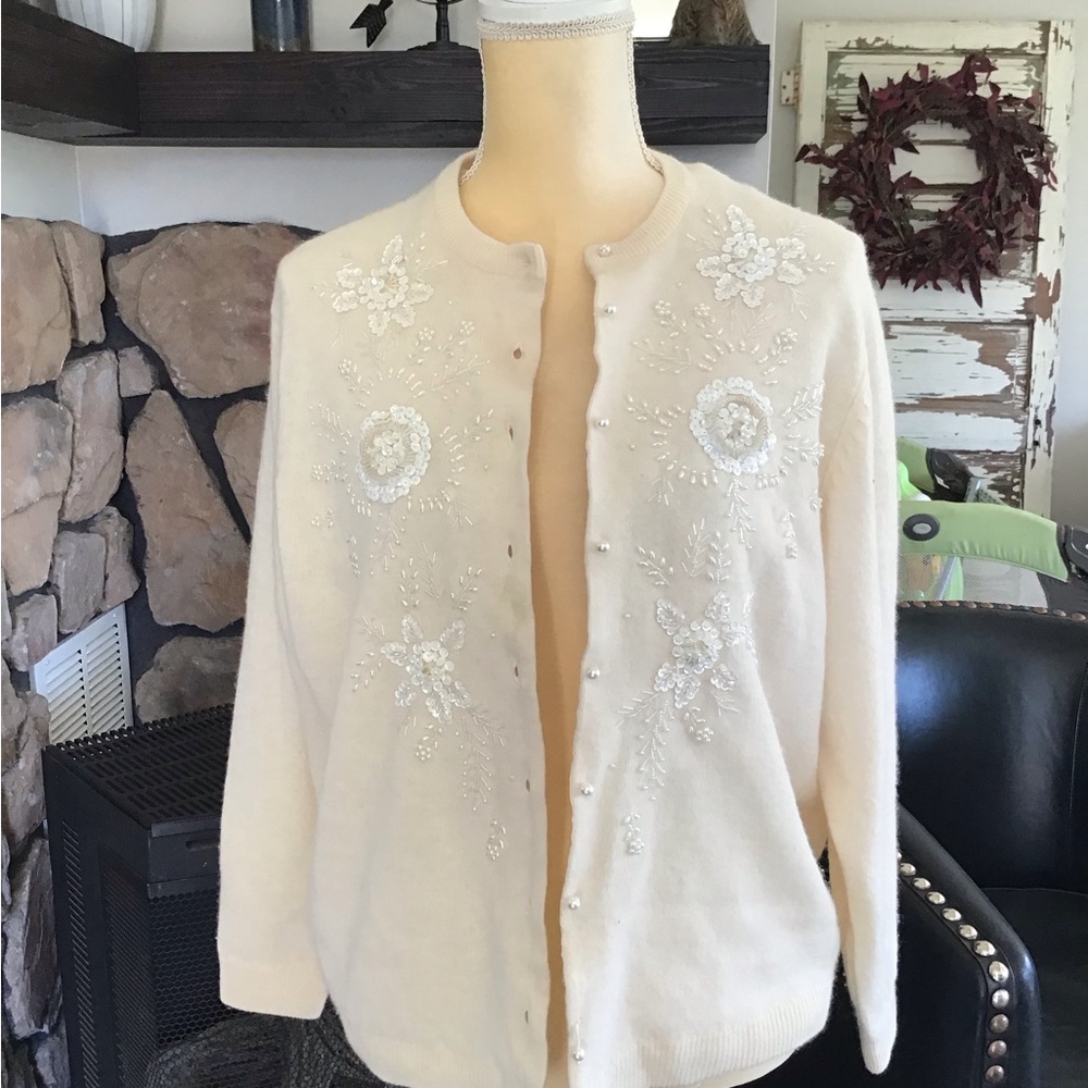 Vintage Cream Cardigan with Floral Embroidery Beaded Wool